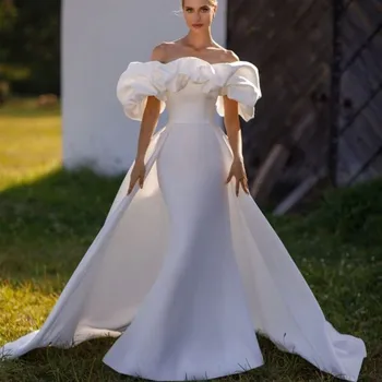 Елегантни сатенени сватбени рокли на русалка с открити рамене, диференцирани за сватбена рокля с рюшами, подвижна панделка, рокля на булката 2023